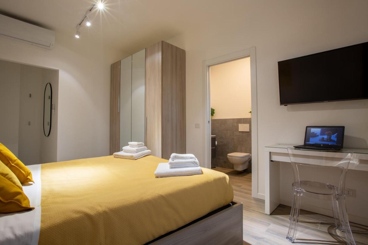 Milano City Apartments - Stylish House Free Wifi-Parking-Airport Zewnętrze zdjęcie